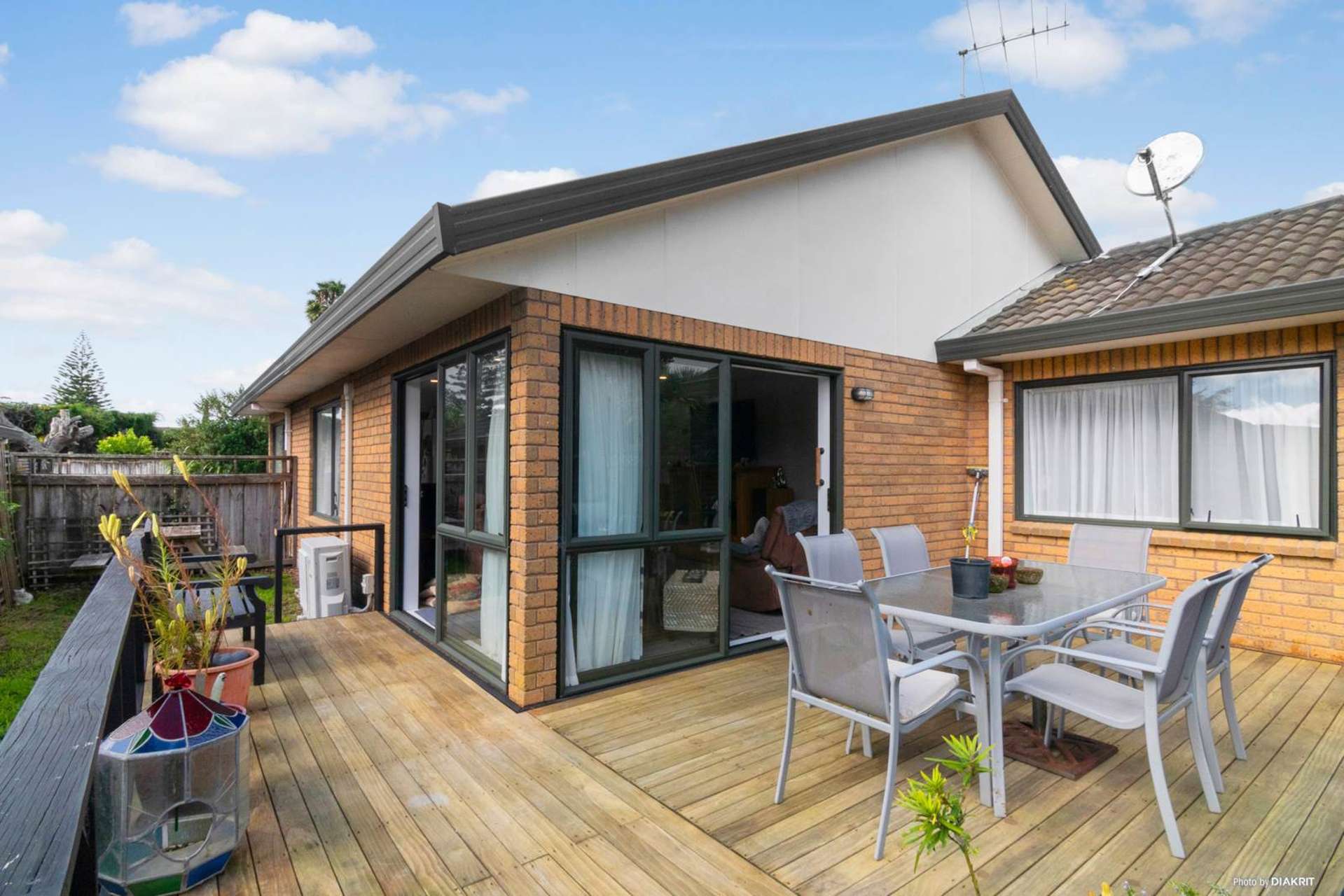 34b Amberley Avenue Te Atatu South_0