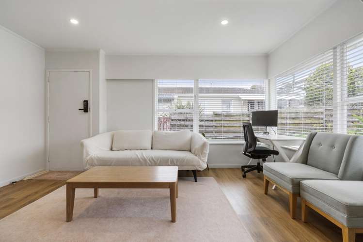 1/17 Woodall Place Totara Vale_5