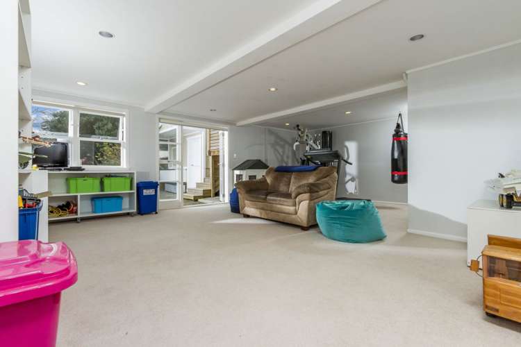 31 Selwyn Crescent Forrest Hill_9