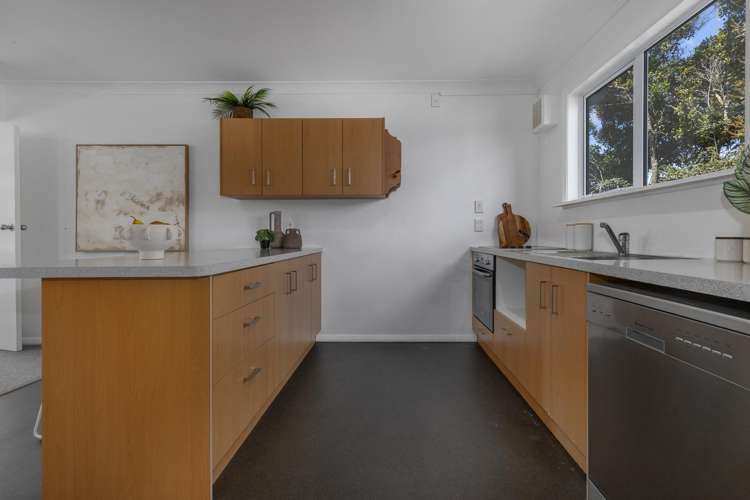 93 Bartholomew Road Levin_10