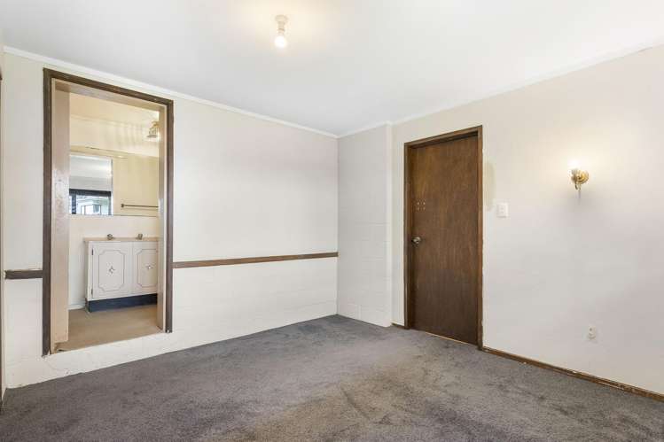 5 Braund Place Glenfield_13