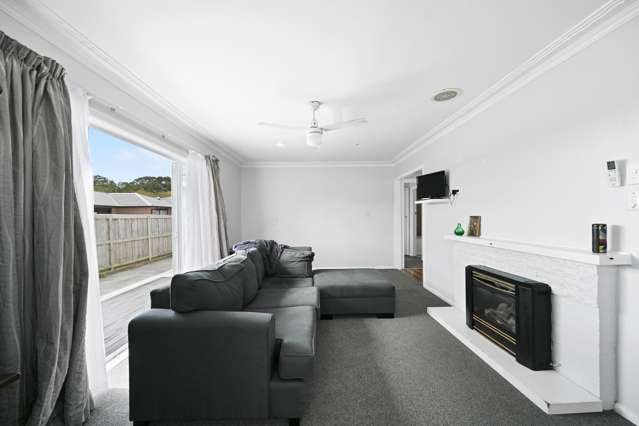 87 Montgomery Crescent Bader_4