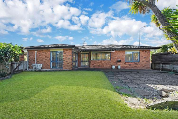 14 Watersfield Place Flat Bush_25