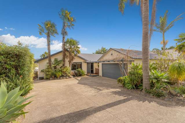 1133 Hikuai Settlement Road Pauanui_2