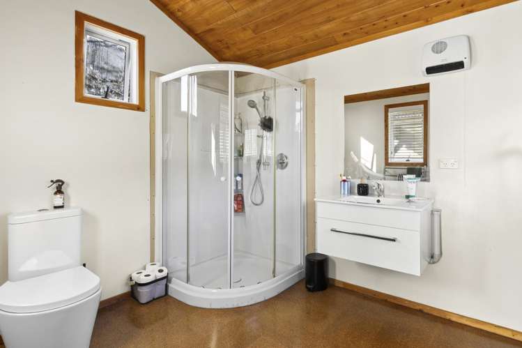 670 Abel Tasman Drive Pohara_13