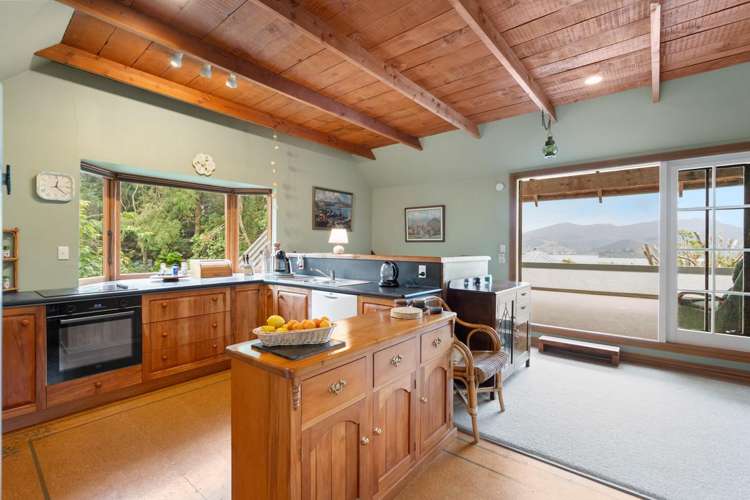 32, 34, 36 & 38 Moerangi Street Broad Bay_7