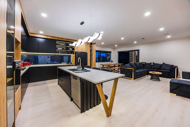 74 Tir Conaill Avenue Flat Bush_5