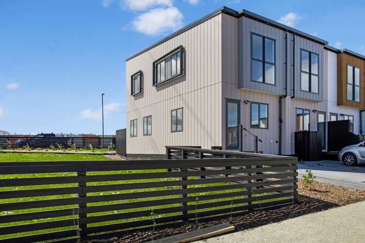 26 Long George Drive Totara Park_15