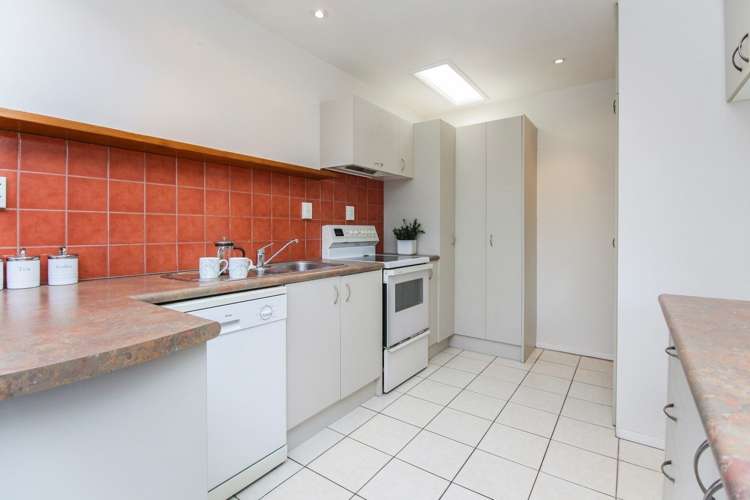 14b Liverpool Street Epsom_15