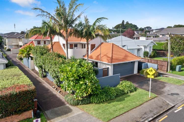 1/8 Fenwick Avenue_0