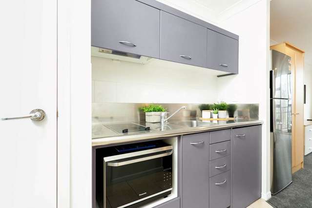 404/100 Greys Avenue City Centre_1