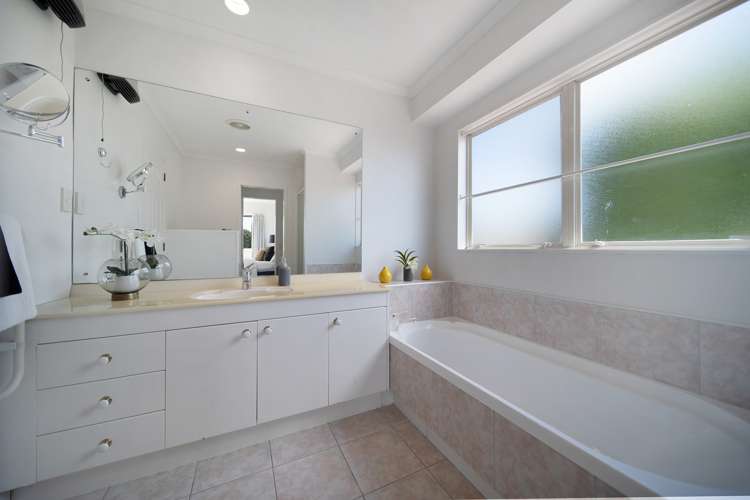 2/62 Orangewood Drive Northpark_8