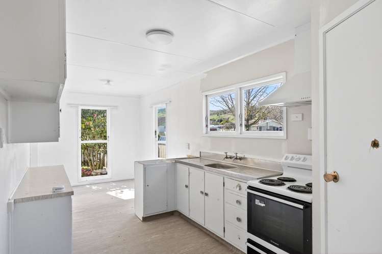 8 Donna Street Outer Kaiti_4