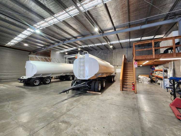 2B Lock Crescent Hillsborough_11