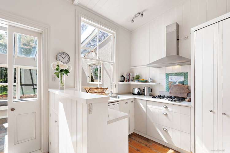 12 Cheltenham Road Devonport_9