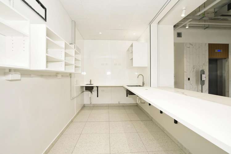 Ground Flr/426-430 Victoria Street Hamilton Central_6