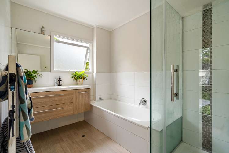 14/1 Shore Road Remuera_17