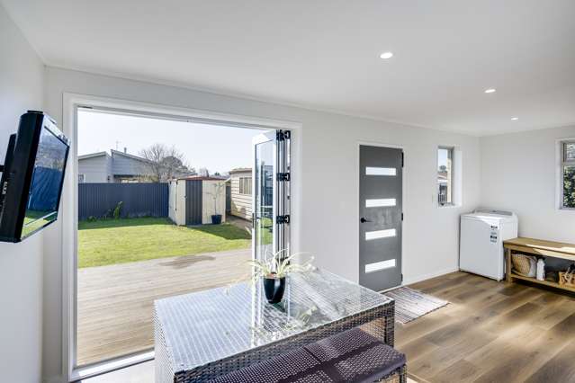 8 Lyttelton Crescent Tamatea_4