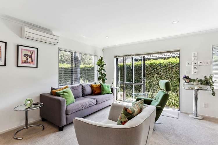 13/1 Piriti Drive Te Atatu Peninsula_2