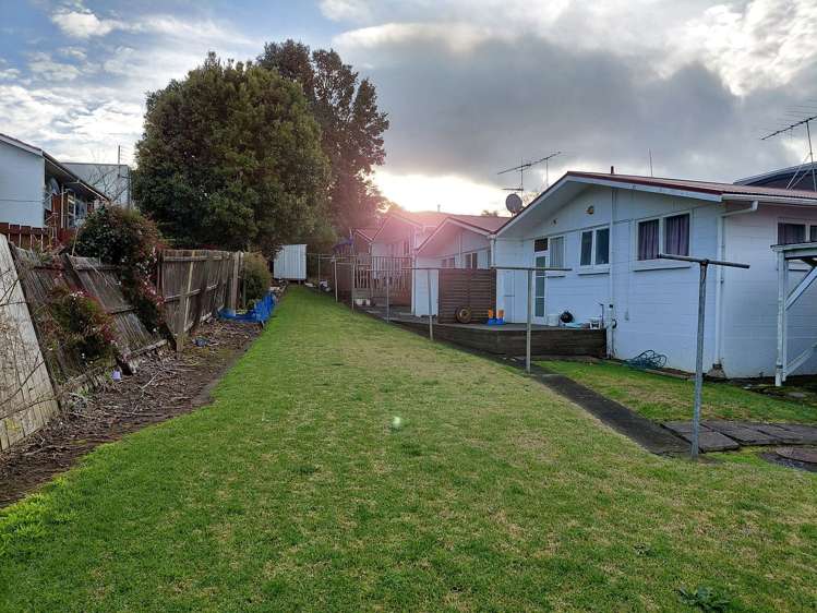 2/38 McRae Road Mount Wellington_17