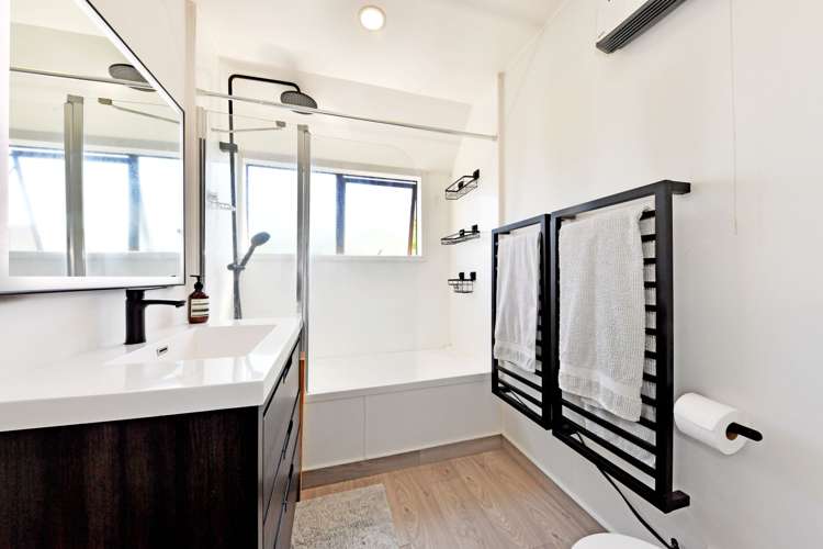 133 Estuary Road South New Brighton_12