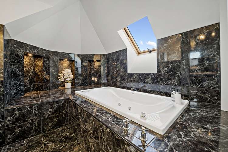 3 Onemana Way Te Atatu Peninsula_15