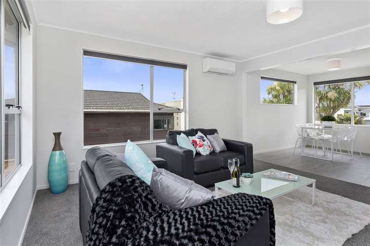 3/1 Cluny Road Plimmerton_10