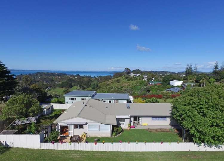 63 Junction Road Oneroa_19