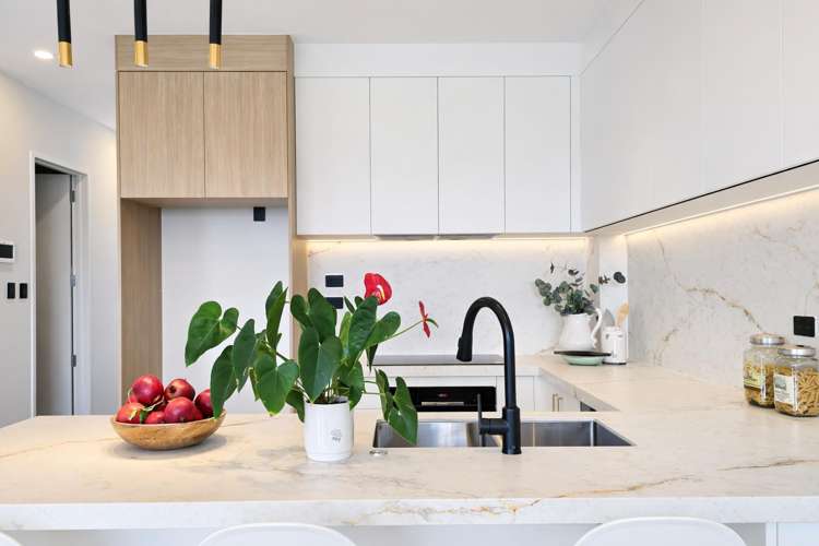 2/73 Te Taruna Drive_2