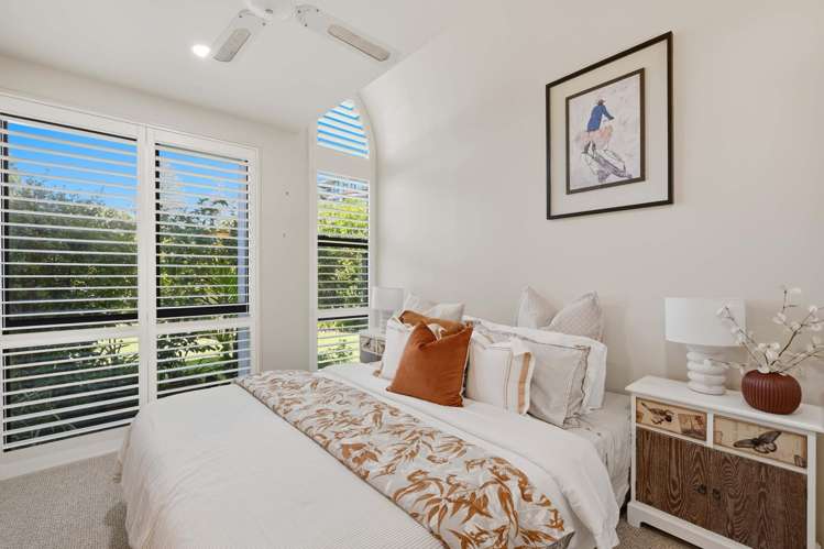 1/1 Valley Road Browns Bay_23