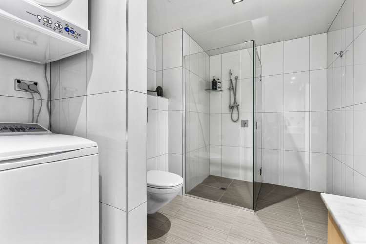 1/50 Dp Marine Parade Mount Maunganui_13