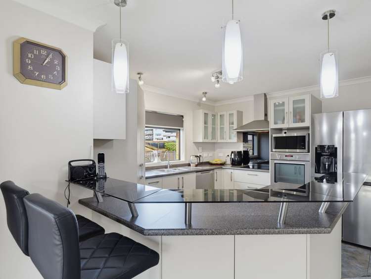 5 Gilligan Close College Estate_4