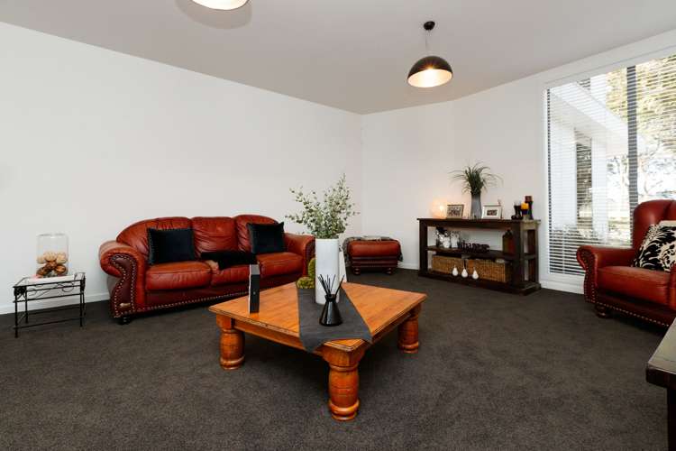 18 Grand Oaks Drive Awapuni_11