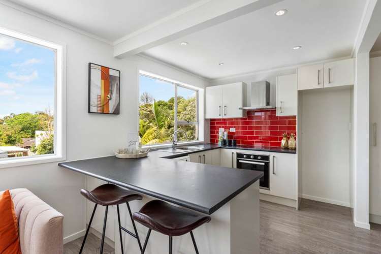 1/7 Malters Place Browns Bay_7