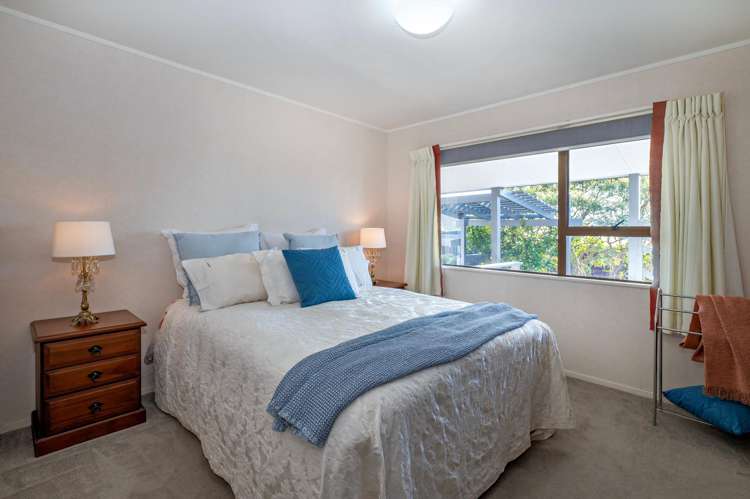 6 The Glebe Coastlands_7