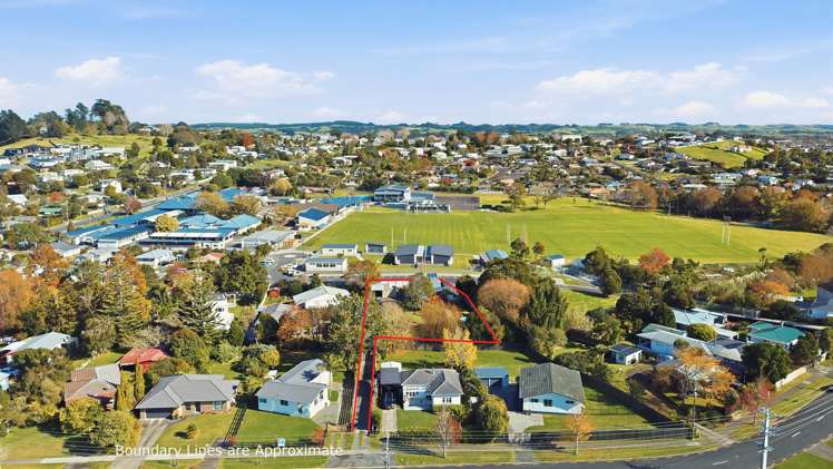 125 Awaroa Road Helensville_28