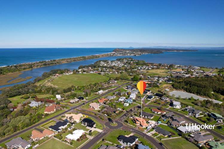 1 Island Vista Athenree_26