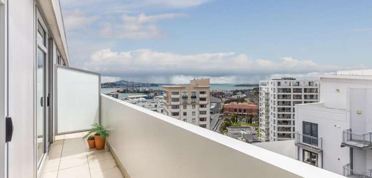 14G/32 Eden Cresent City Centre_5