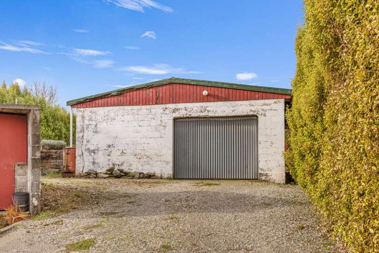 22 Gordon Terrace Gore Surrounds_18