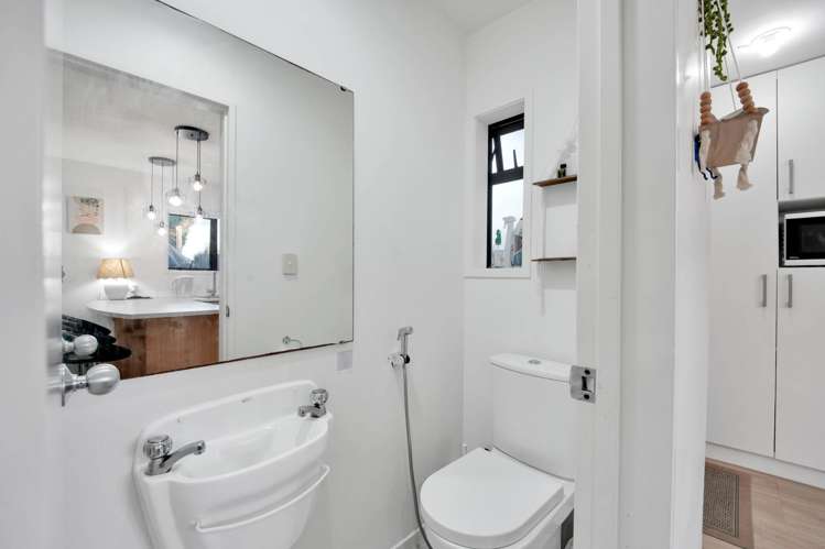 4/36 West Coast Road Glen Eden_14