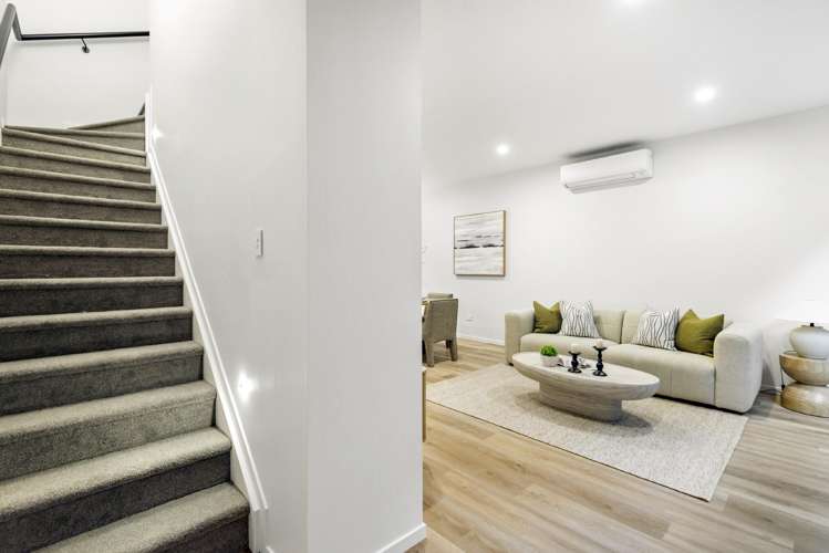 16-18 Handley Avenue Narrow Neck_12