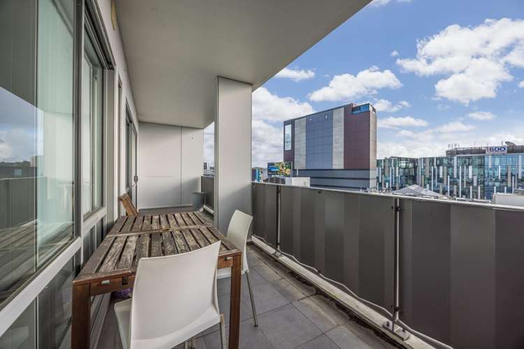 502/17 Vogel Lane Auckland Central_12