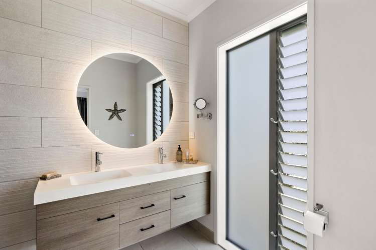 1154A East Coast Road Redvale_14