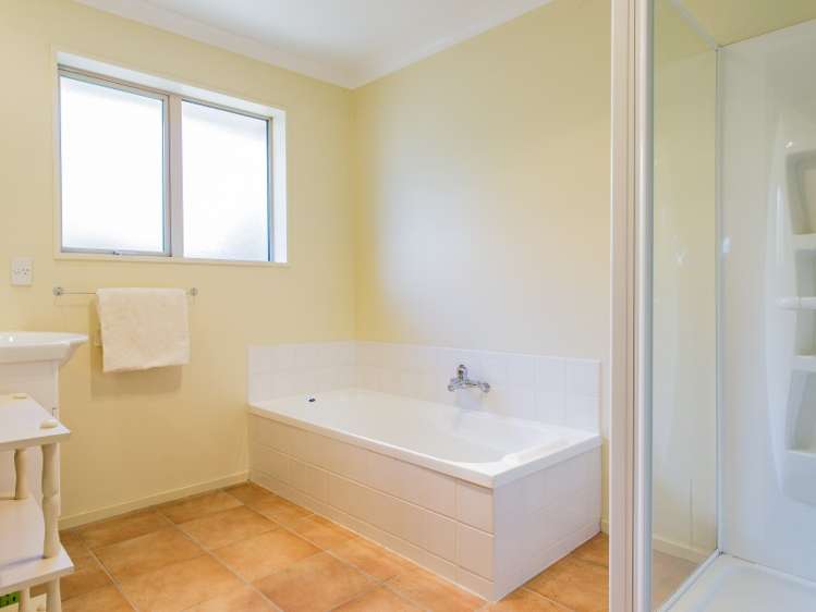 23 Kowhai Street Oxford_11