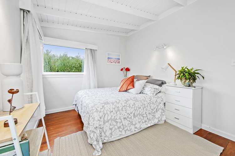 31 Broadway Avenue Waikuku Beach_17