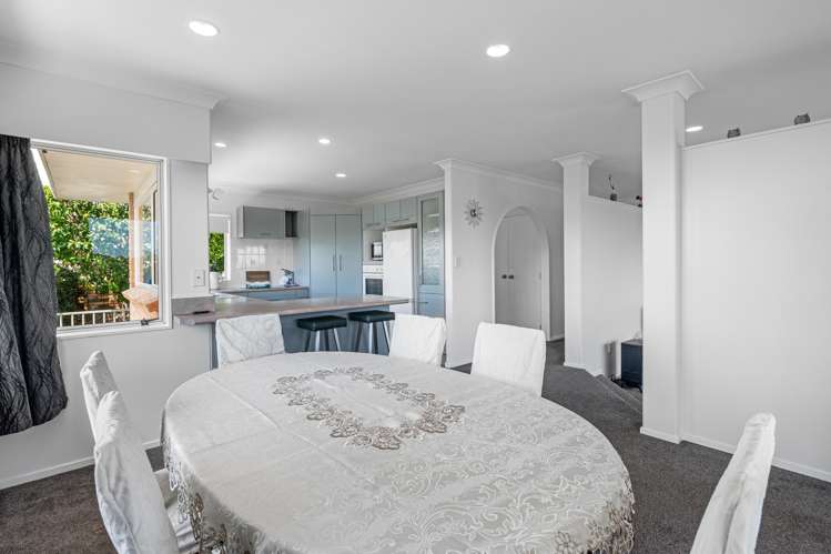 49 Mahonia Place Pyes Pa_9