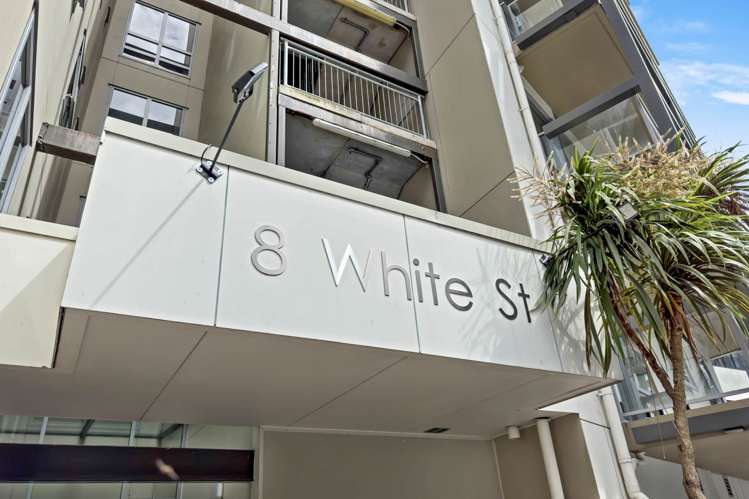 6E/8 White Street_4
