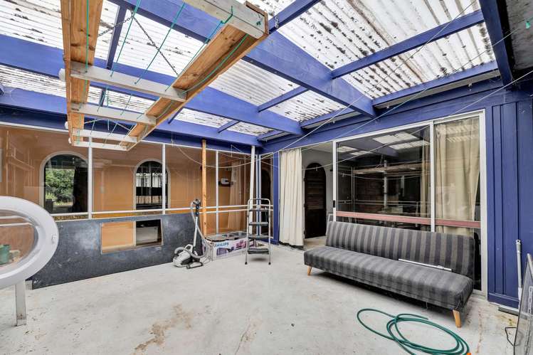 19 Tybalt Street Stratford_10