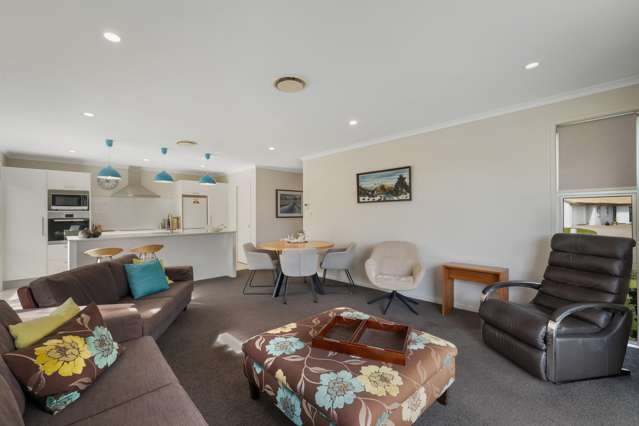 5 Gleneagles Drive Aongatete_3