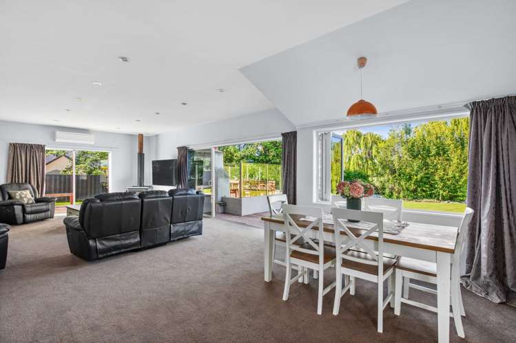 27 Pisa Moorings Cromwell_5